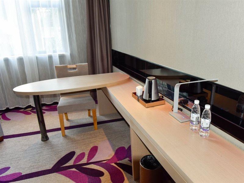 Lavande Hotel Zhuhai Tang University City Exterior foto